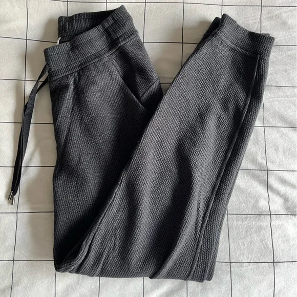 Ribbed High Rise Jogger - Picture 4 of 7